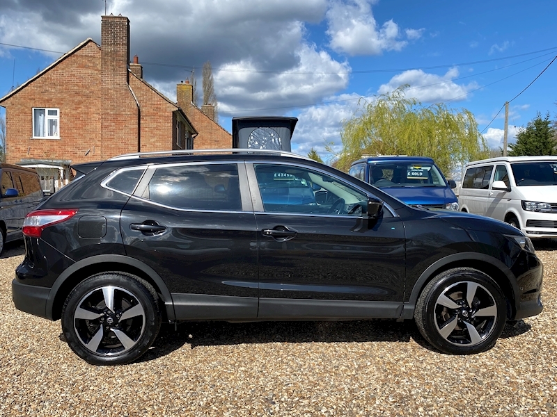 Nissan Qashqai Tekna Dig-T Xtronic Hatchback 1.2 Cvt Petrol