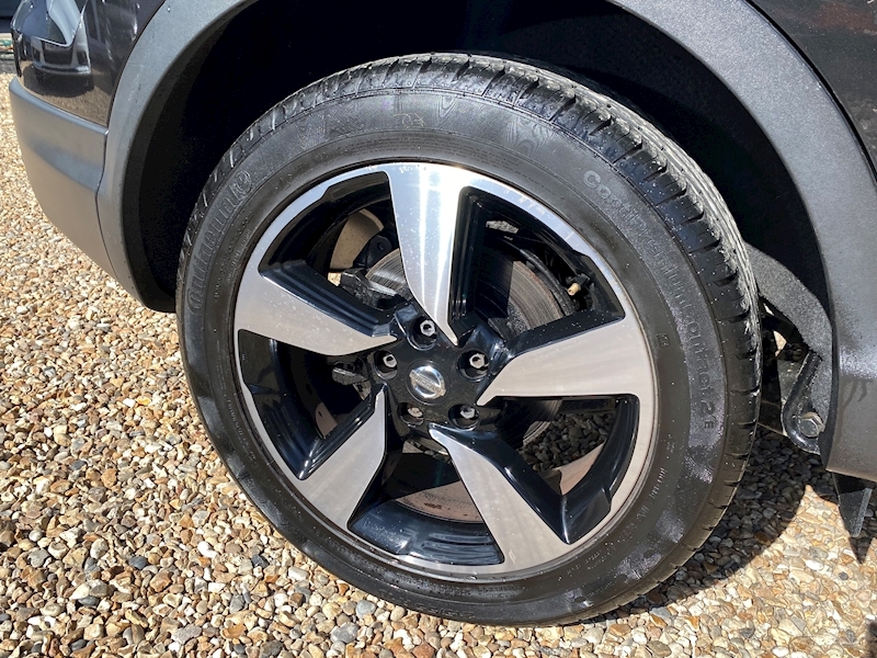 Nissan Qashqai Tekna Dig-T Xtronic Hatchback 1.2 Cvt Petrol