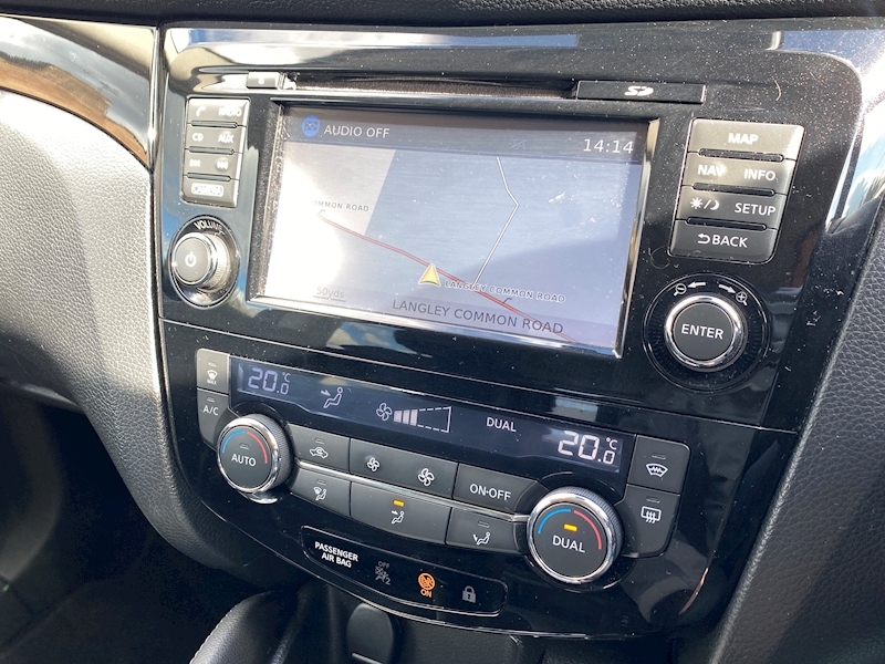 Nissan Qashqai Tekna Dig-T Xtronic Hatchback 1.2 Cvt Petrol