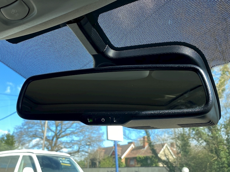 Nissan Qashqai Tekna Dig-T Xtronic Hatchback 1.2 Cvt Petrol