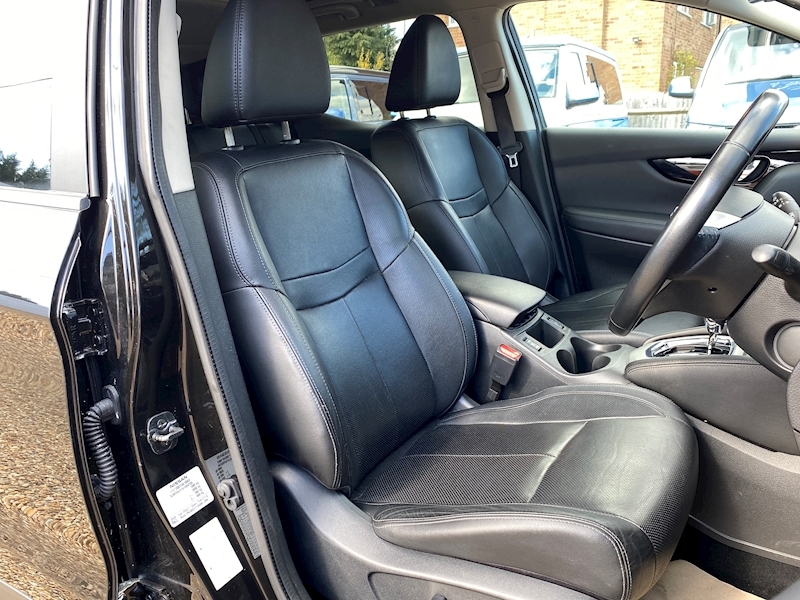 Nissan Qashqai Tekna Dig-T Xtronic Hatchback 1.2 Cvt Petrol