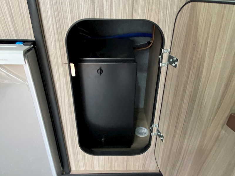 Volkswagen Campervan 180BiTdi T30 LWB Manual 2.0 Campervan Manual Diesel