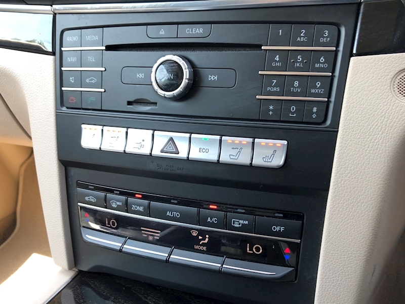 Mercedes-Benz E Class E350 Bluetec Amg Line Premium Convertible 3.0 Automatic Diesel