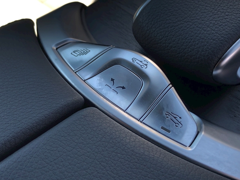 Mercedes-Benz C Class C 200 Amg Line Convertible 2.0 Automatic Petrol