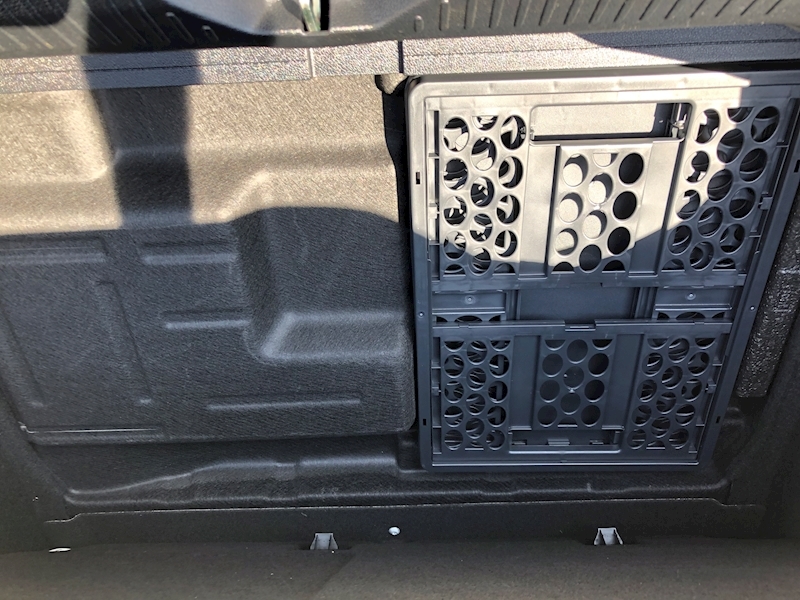 Mercedes-Benz C Class C 200 Amg Line Convertible 2.0 Automatic Petrol