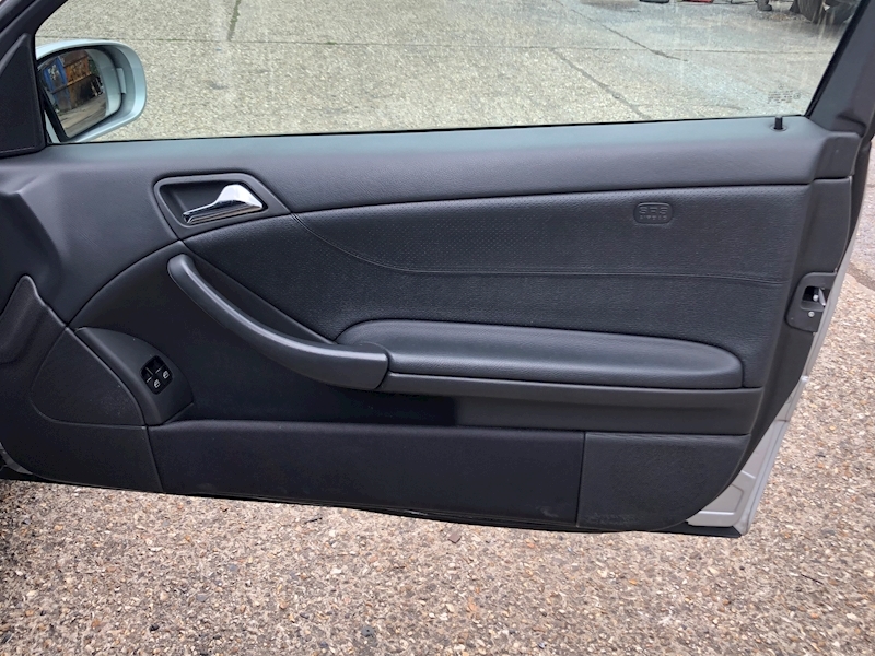 Mercedes C Class C200 Kompressor Coupe 2.0 Automatic Petrol