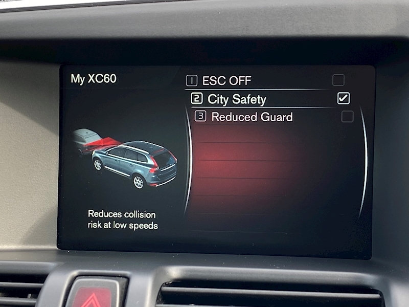 Volvo XC60 R-Design Nav 4WD 2.4 5dr SUV Geartronic Diesel