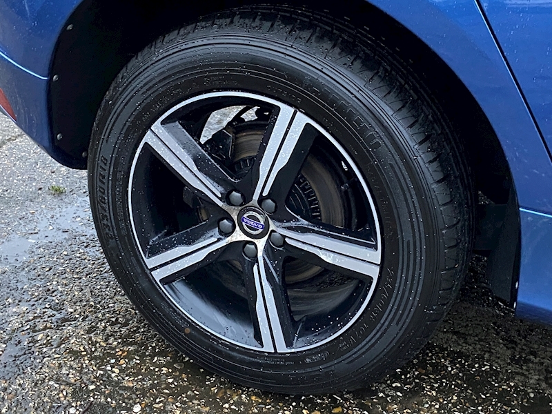 Volvo XC60 R-Design Nav 4WD 2.4 5dr SUV Geartronic Diesel