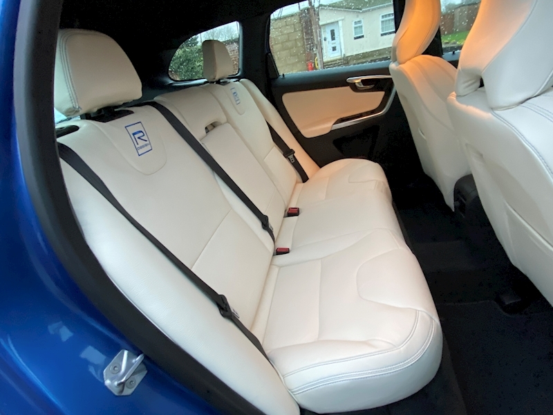 Volvo XC60 R-Design Nav 4WD 2.4 5dr SUV Geartronic Diesel