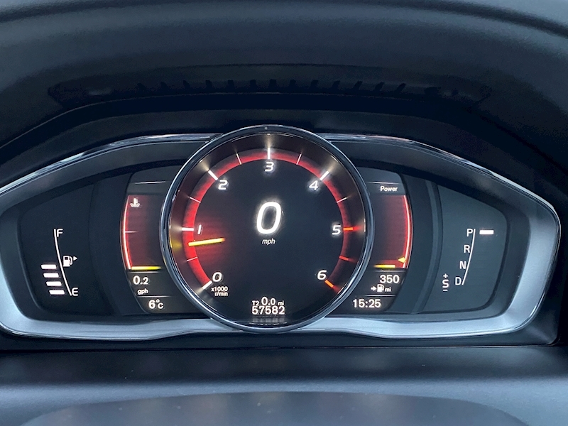 Volvo XC60 R-Design Nav 4WD 2.4 5dr SUV Geartronic Diesel