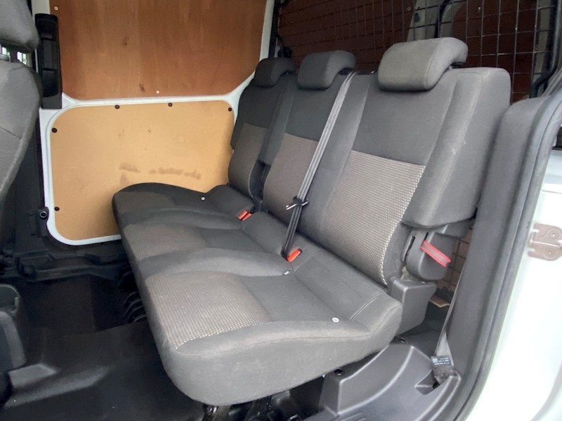 Ford 1.5 TDCi 230 DCiV 6dr Diesel Manual L2 (5 Seat) (128 g/km, 99 bhp)