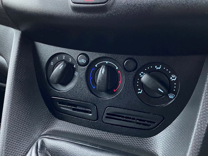 Ford 1.5 TDCi 230 DCiV 6dr Diesel Manual L2 (5 Seat) (128 g/km, 99 bhp)