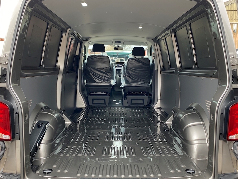 Volkswagen T6.1 150 LWB Euro 6 TDI T30 Highline 2.0 5dr Panel van Manual Diesel