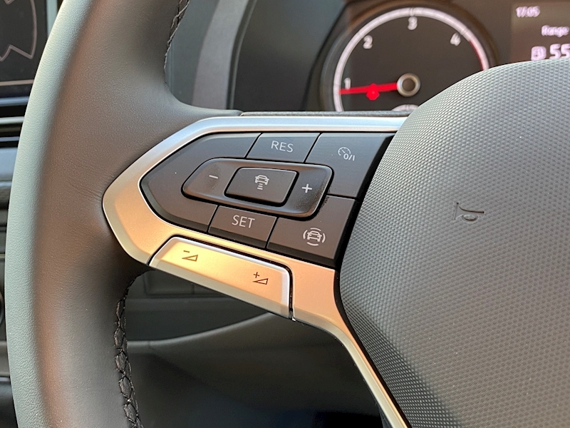 Volkswagen T6.1 150 LWB Euro 6 TDI T30 Highline 2.0 5dr Panel van Manual Diesel