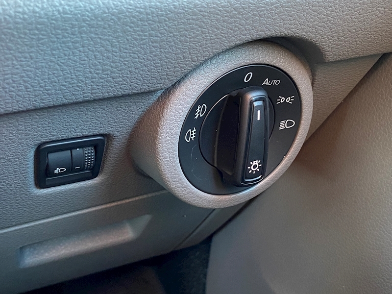 Volkswagen T6.1 150 LWB Euro 6 TDI T30 Highline 2.0 5dr Panel van Manual Diesel