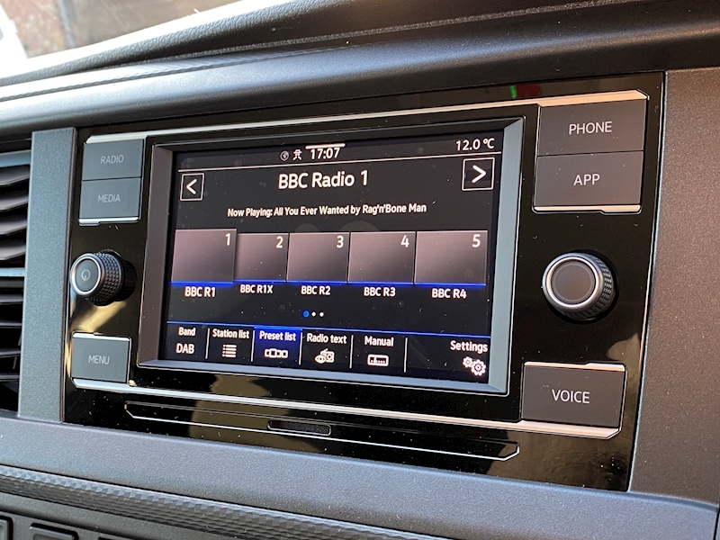 Volkswagen T6.1 150 LWB Euro 6 TDI T30 Highline 2.0 5dr Panel van Manual Diesel