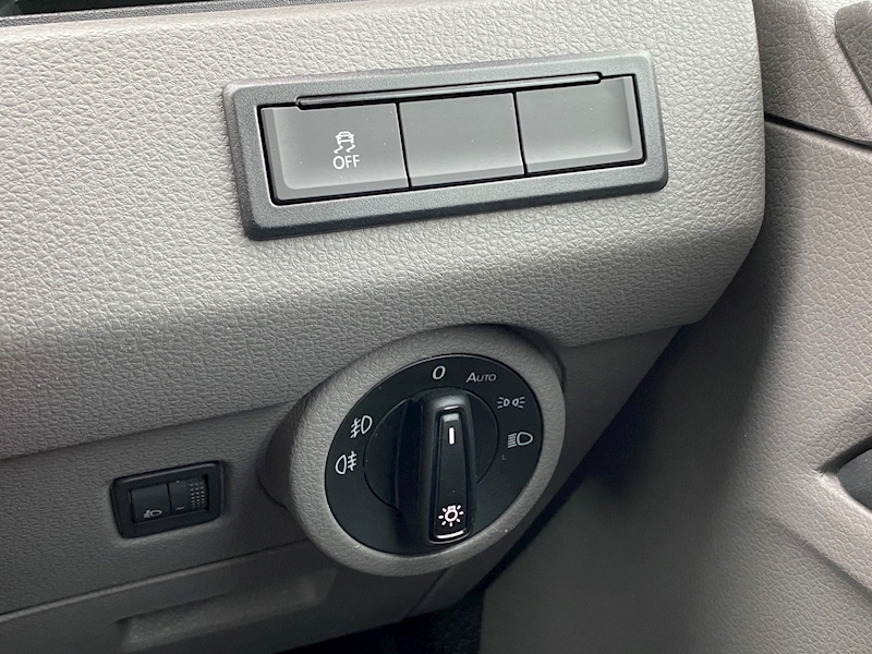 Volkswagen T6.1 Campervan T30 SWB DSG 150 Euro 6 Highline 2.0 5dr Campervan Automatic Diesel