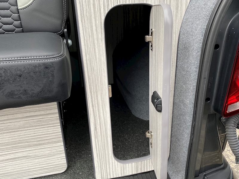 Volkswagen T6.1 Campervan T30 SWB DSG 150 Euro 6 Highline 2.0 5dr Campervan Automatic Diesel