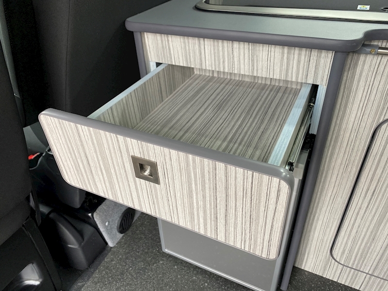 Volkswagen T6.1 Campervan T30 SWB DSG 150 Euro 6 Highline 2.0 5dr Campervan Automatic Diesel