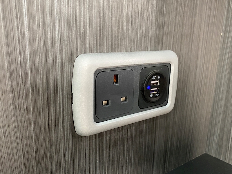 Ford Transit Custom Campervan TDCi 290 Limited 2.2 5dr Campervan Manual Diesel