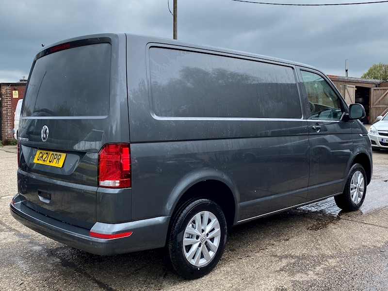 Volkswagen 2.0 TDI T30 Highline Panel Van 5dr Diesel DSG FWD SWB EU6 (s/s) (150 ps)