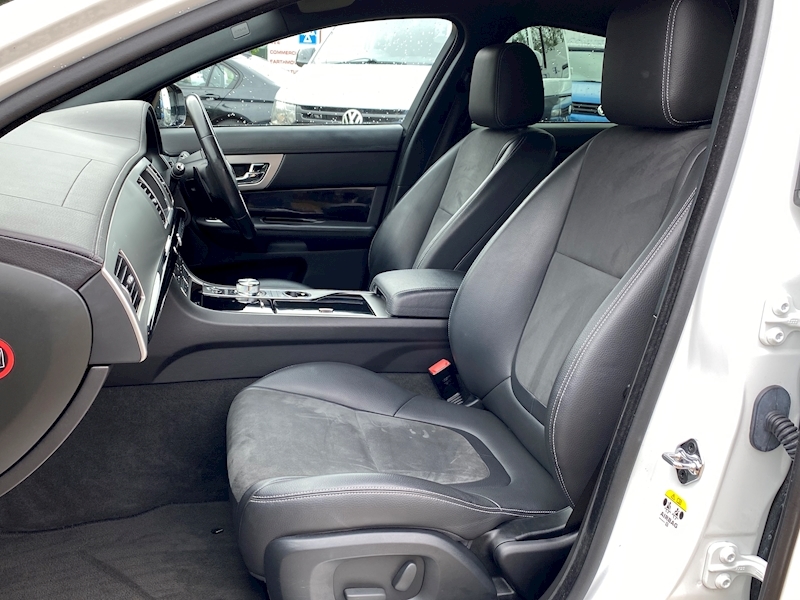 Jaguar XF 3.0 TD V6 R-Sport 3.0 4dr Saloon Automatic Diesel