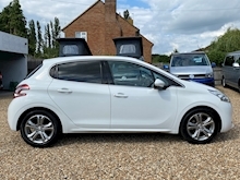 208 VTi 1.2 Allure 1.2 5dr Hatchback Manual Petrol