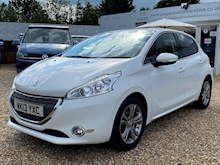 208 VTi 1.2 Allure 1.2 5dr Hatchback Manual Petrol