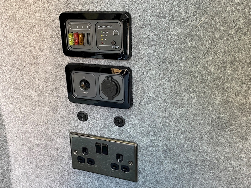 Volkswagen T5.1 Campervan T30 102 LWB T5.1 Campervan T30 102 LWB Startline 2.0 4dr Campervan Manual Diesel