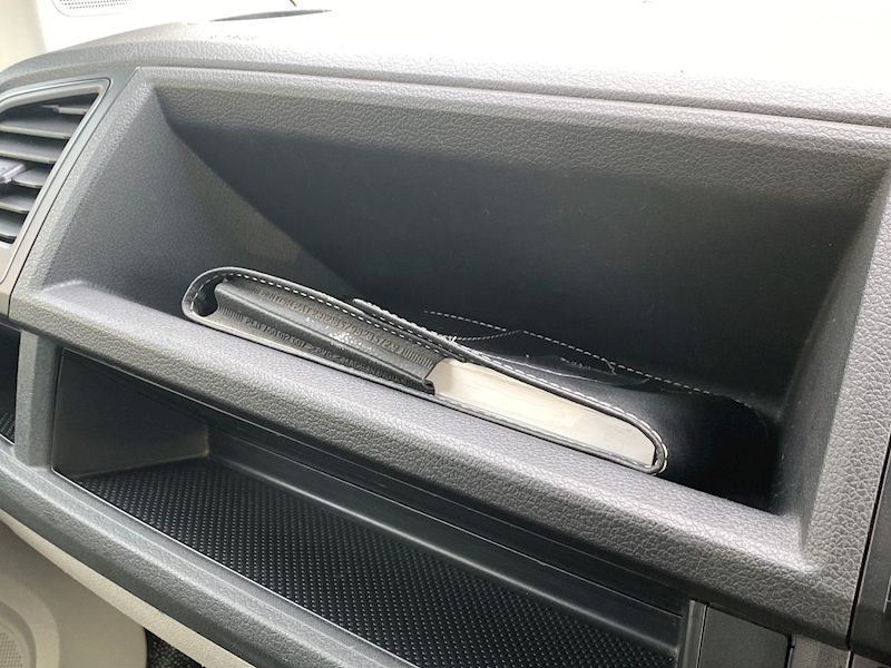 Volkswagen T6 Campervan T28 102 SWB Euro 6 T6 Campervan T28 102 SWB Euro 6 Highline 2.0 5dr Campervan Manual Diesel