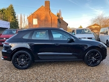 Macan 2.0T PDK Macan 2.0T PDK T 2.0 5dr SUV Automatic Petrol