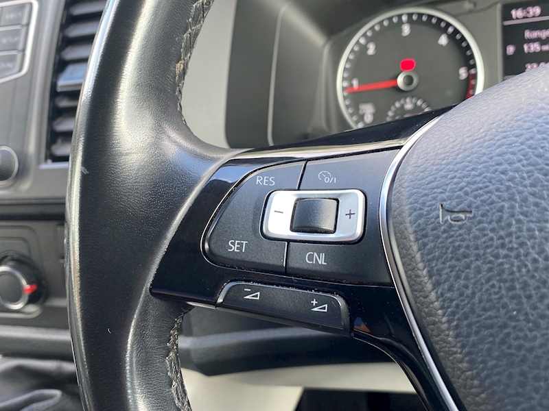 Volkswagen Campervan T6 T28 SWB 102 Euro 6 Highline 2.0 5dr Campervan Manual Diesel