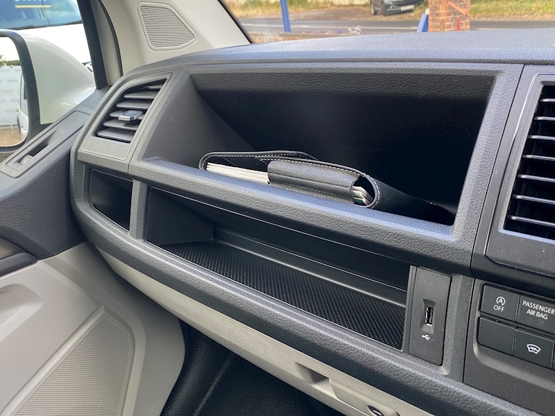 Volkswagen Campervan T6 T28 SWB 102 Euro 6 Highline 2.0 5dr Campervan Manual Diesel