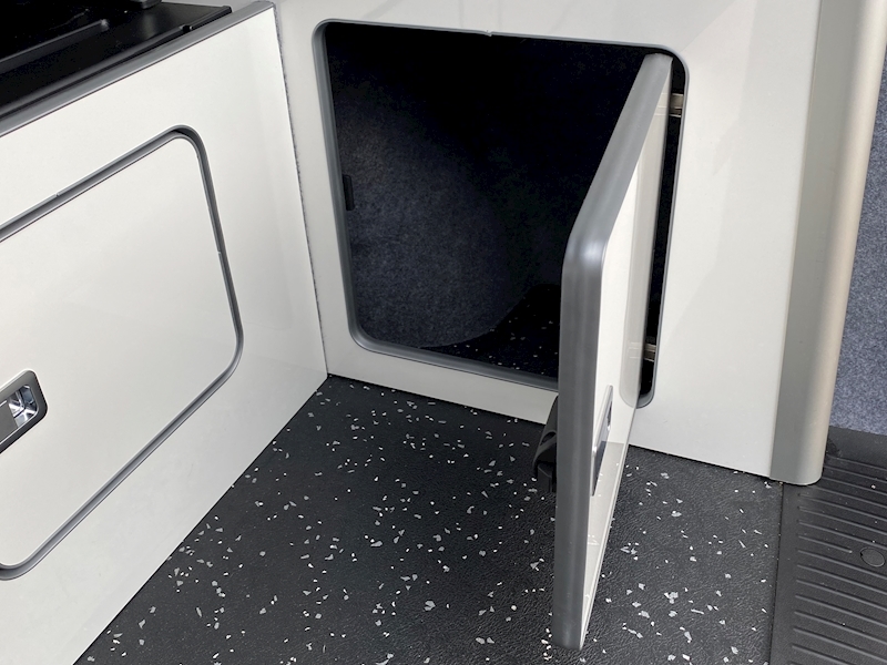 Volkswagen Campervan T6 T28 SWB 102 Euro 6 Highline 2.0 5dr Campervan Manual Diesel