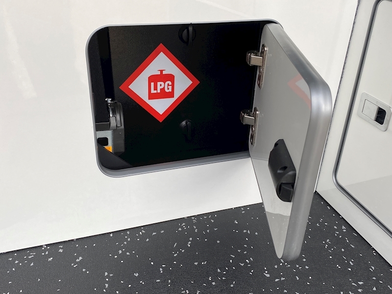 Volkswagen Campervan T6 T28 SWB 102 Euro 6 Highline 2.0 5dr Campervan Manual Diesel