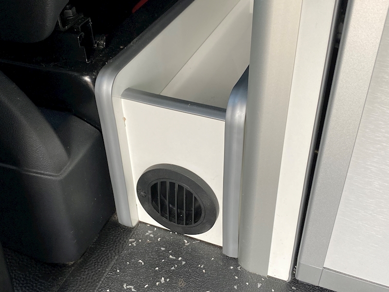 Volkswagen Campervan T6 T28 SWB 102 Euro 6 Highline 2.0 5dr Campervan Manual Diesel