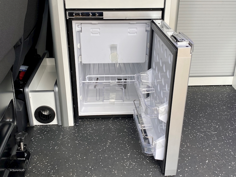 Volkswagen Campervan T6 T28 SWB 102 Euro 6 Highline 2.0 5dr Campervan Manual Diesel