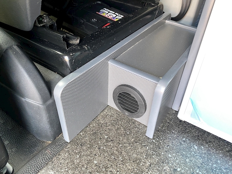 Volkswagen Campervan T6 T32 150 LWB 4 Motion Highline Euro 6 2.0 5dr Campervan Manual Diesel