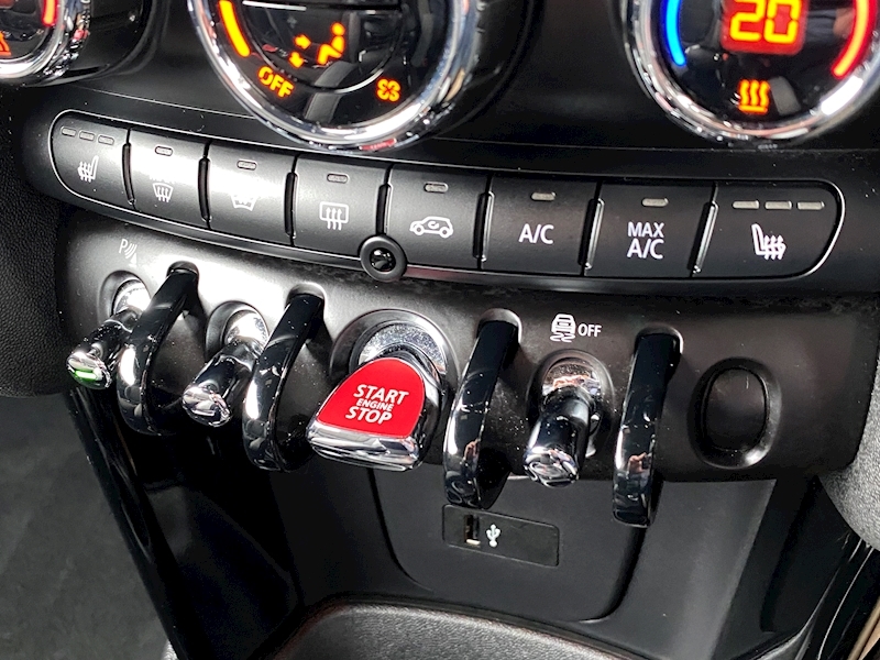 MINI 2.0 Cooper S Sport Convertible 2dr Petrol Steptronic Euro 6 (s/s) (192 ps)