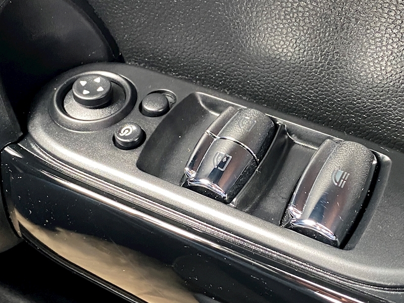 MINI 2.0 Cooper S Sport Convertible 2dr Petrol Steptronic Euro 6 (s/s) (192 ps)