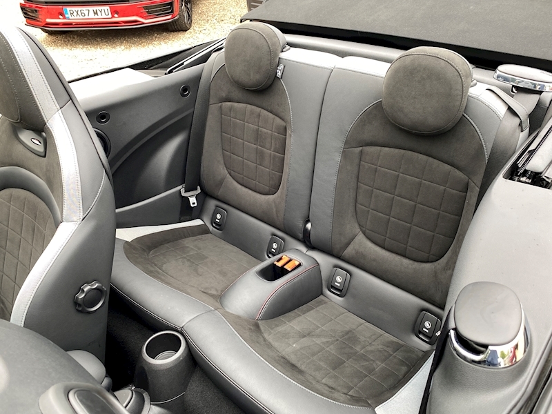 MINI 2.0 Cooper S Sport Convertible 2dr Petrol Steptronic Euro 6 (s/s) (192 ps)