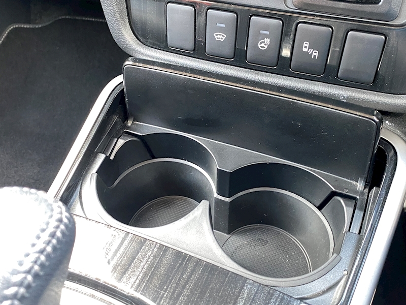 Mitsubishi 2.2 DI-D 4 SUV 5dr Diesel Auto 4WD Euro 6 (147 ps)