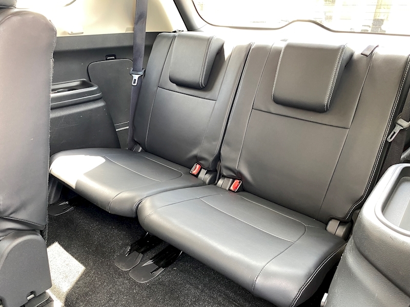 Mitsubishi 2.2 DI-D 4 SUV 5dr Diesel Auto 4WD Euro 6 (147 ps)