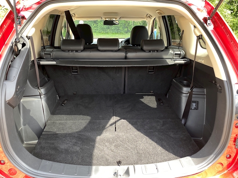 Mitsubishi 2.2 DI-D 4 SUV 5dr Diesel Auto 4WD Euro 6 (147 ps)