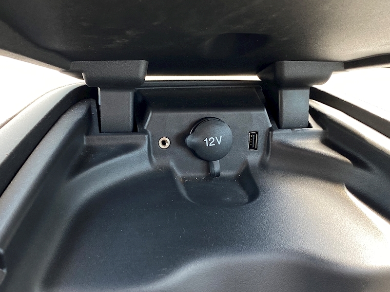 Ford Custom Campervan TDCi 290 Limited 2.2 5dr Campervan Manual Diesel