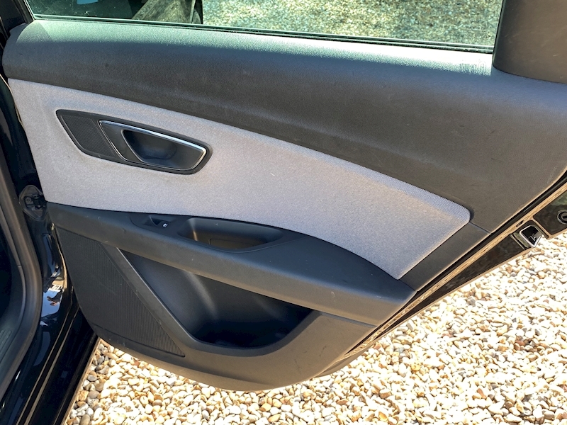 SEAT 1.6 TDI SE Dynamic ST 5dr Diesel Manual Euro 6 (s/s) (115 ps)