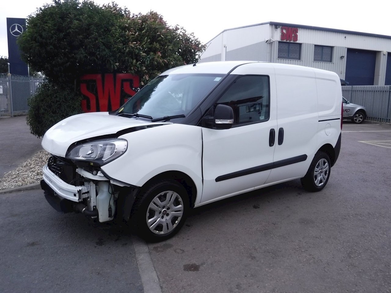 Doblo Cargo 16V Multijet 1.2 Cat S Manual Diesel ...