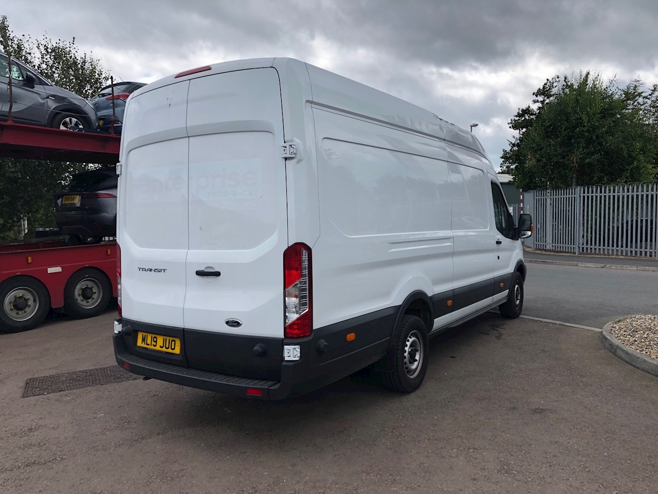 Ford Transit 350 L4 H3 P/V Drw 2.0 Cat S Manual Diesel - Vehicle ...