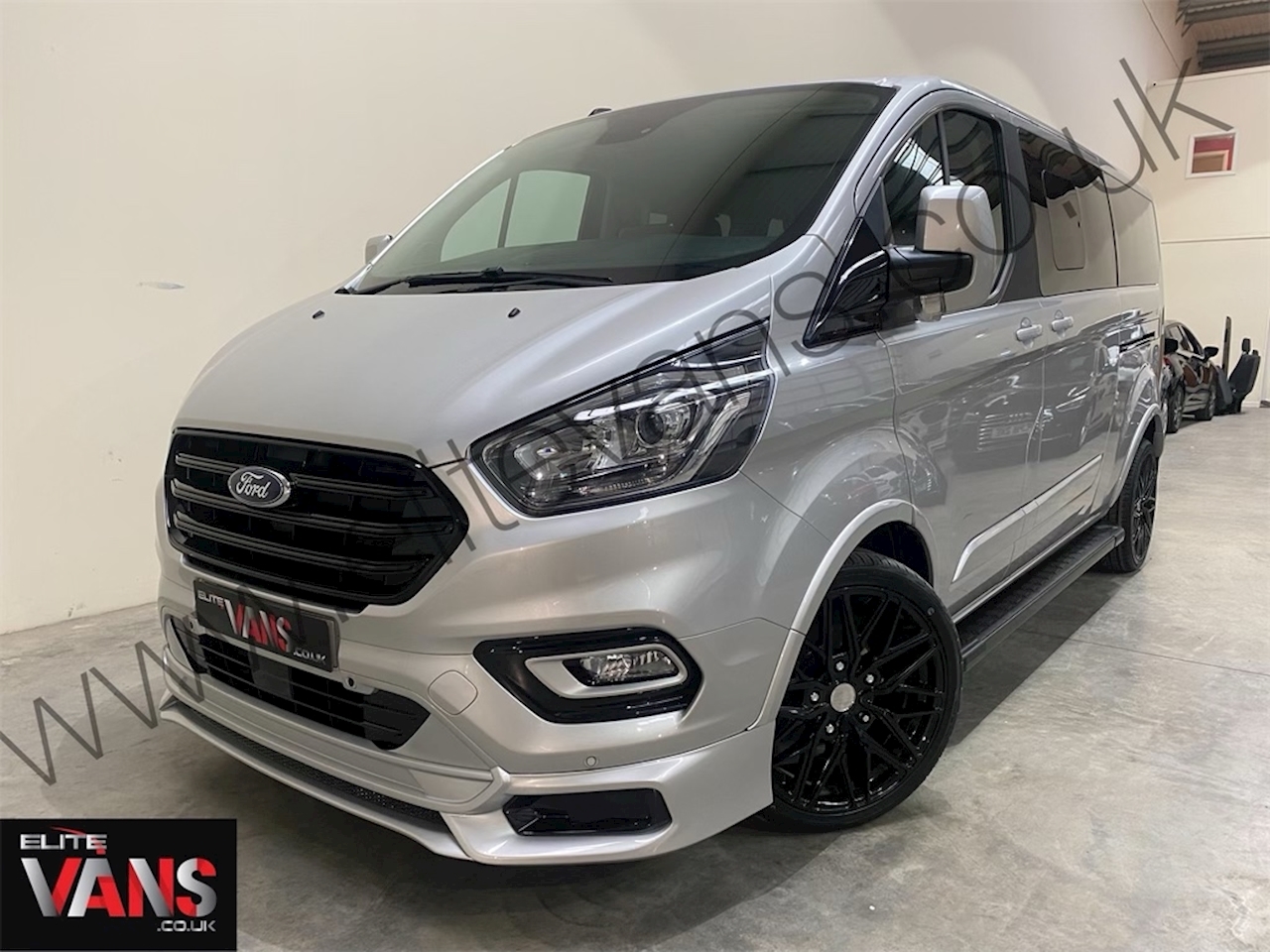 Used 2019 Ford Tourneo Custom Minibus 320 EcoBlue Titanium Elite ...