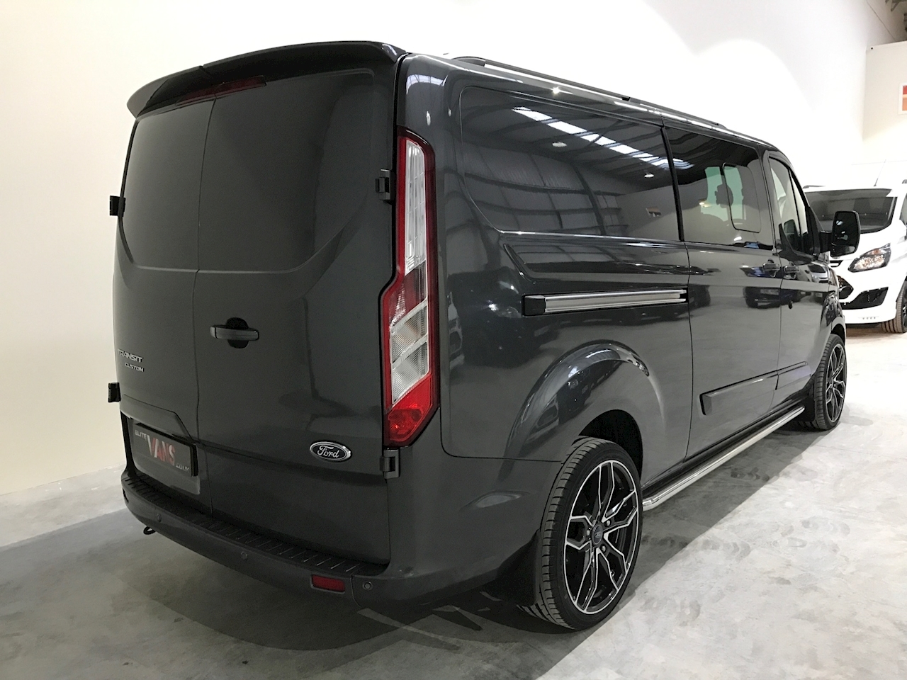 Used 2015 Ford Transit Custom 290 Limited DCiV [Elite Edition] For Sale ...